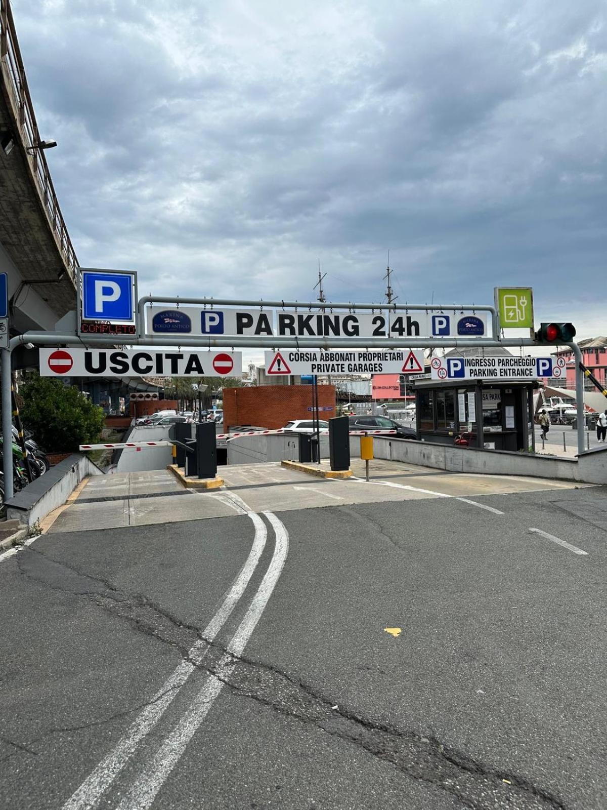 Nel Cuore Di Genova - Siti Unesco-La Meridiana House المظهر الخارجي الصورة